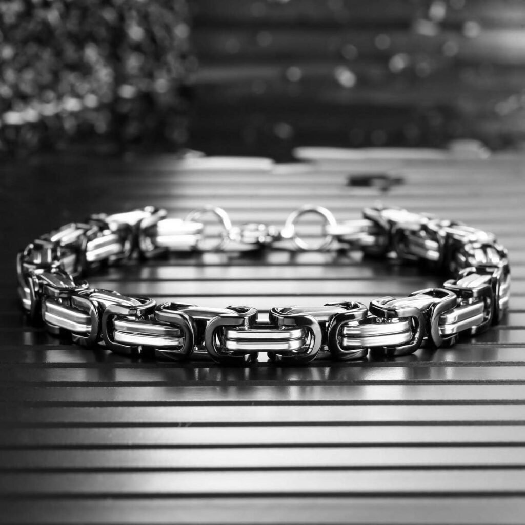 8mm Wide 316L Stainless Steel Bracelet Byzantine Link Chain Bracelet for Men Women Boys Water Resistance (5 Colors - Silver Black Gold Silver and Silver and Gold, 4 Lengths - 7.5 8 8.5 9)