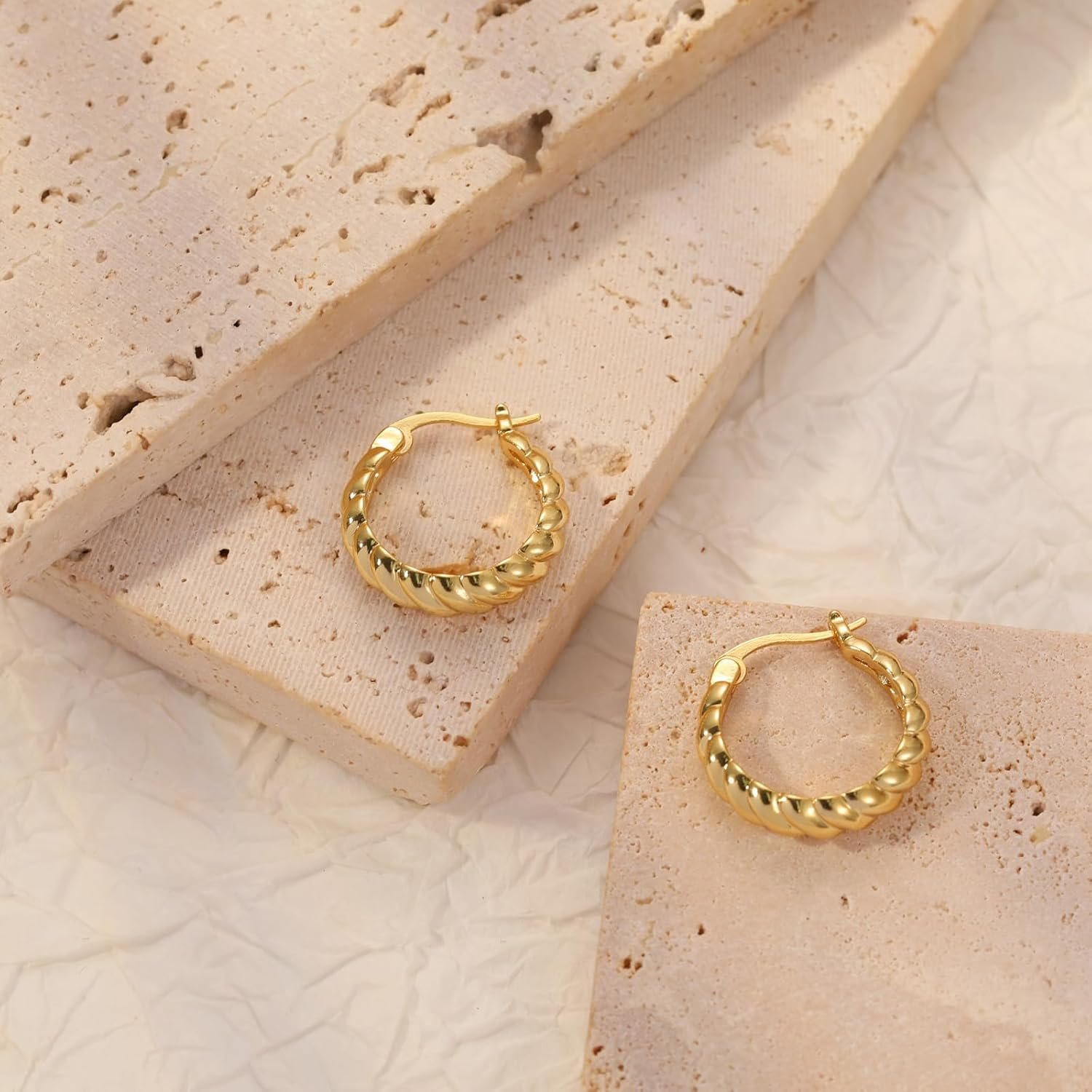 VIROMY Gold Hoop Earrings Set Review